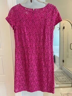 Donna Morgan Fuchsia Lace Cap-Sleeve Mini Dress